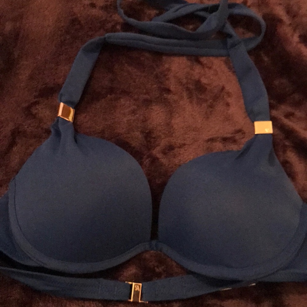 Victoria’s Secret Bikini Top